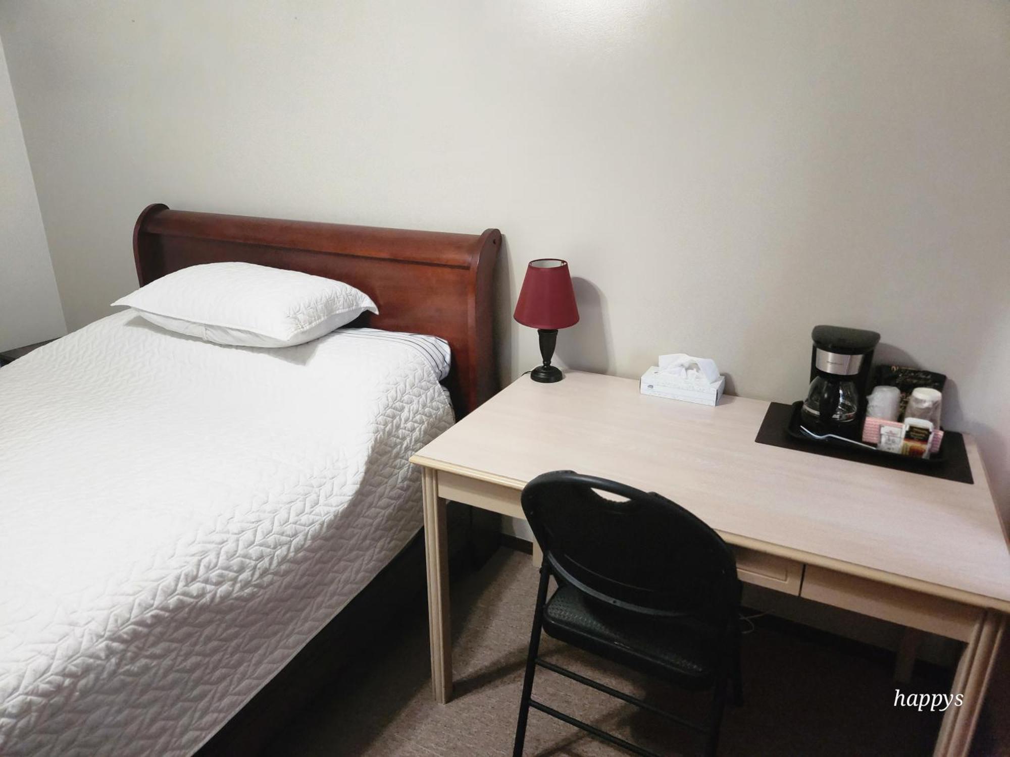 Midway Motel 雷迪森 外观 照片